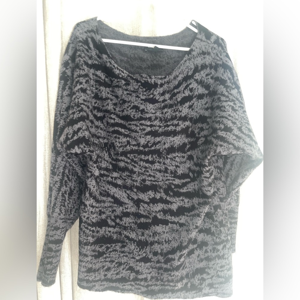 Express soft sweater top zebra stripes size L